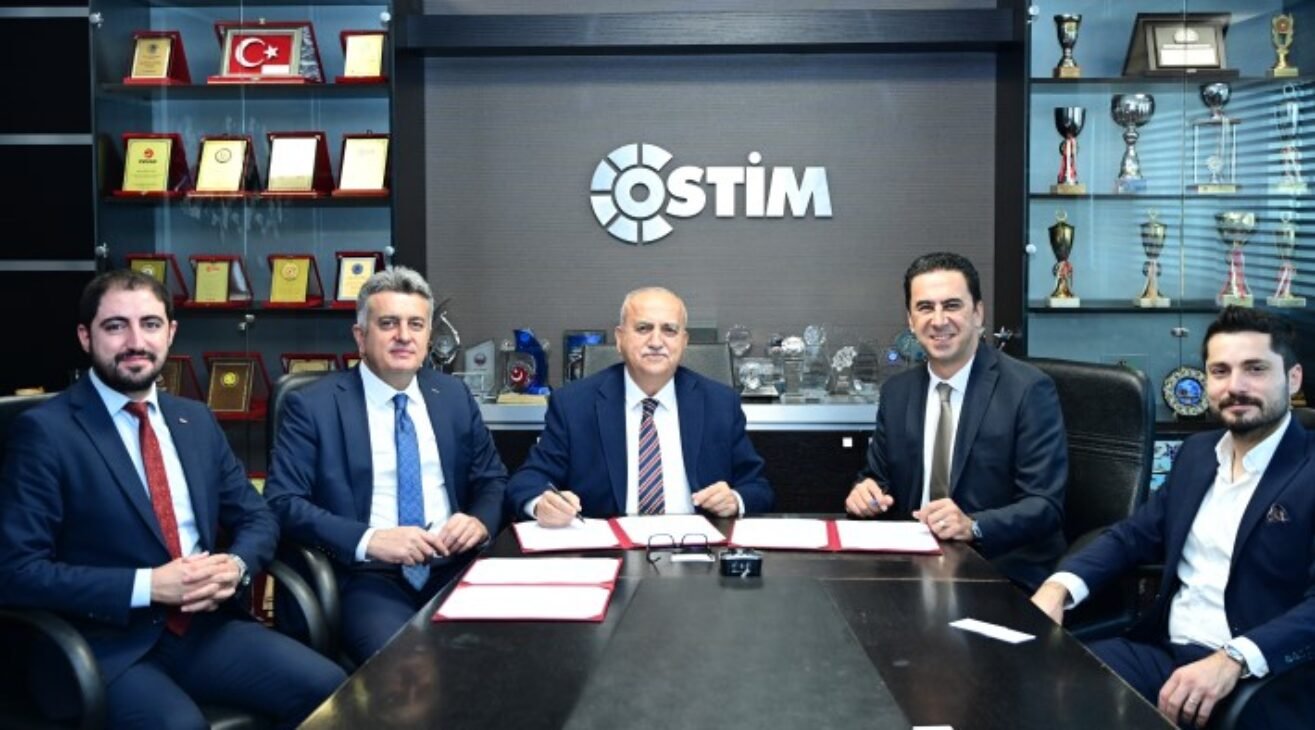 Yeşil OSTİM İçin Yeni Bir Adım: 2 MW GES Projesinde İmzalar Atıldı