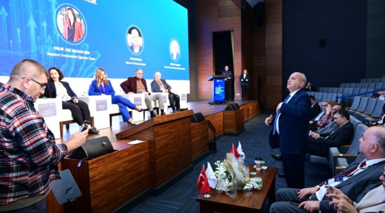 Yazılım Sektörüne Markalaşma ve Rekabet İçin Kümelenme Önerisi